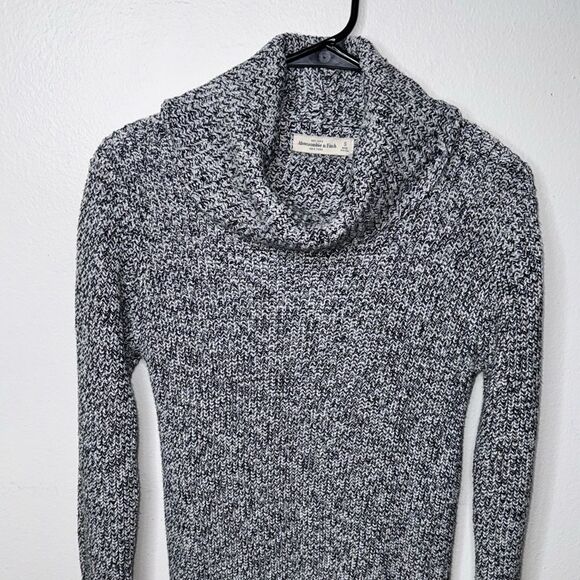 Abercrombie & Fitch Shaker Stitch Turtleneck Sweater Size Small - Picture 6 of 8